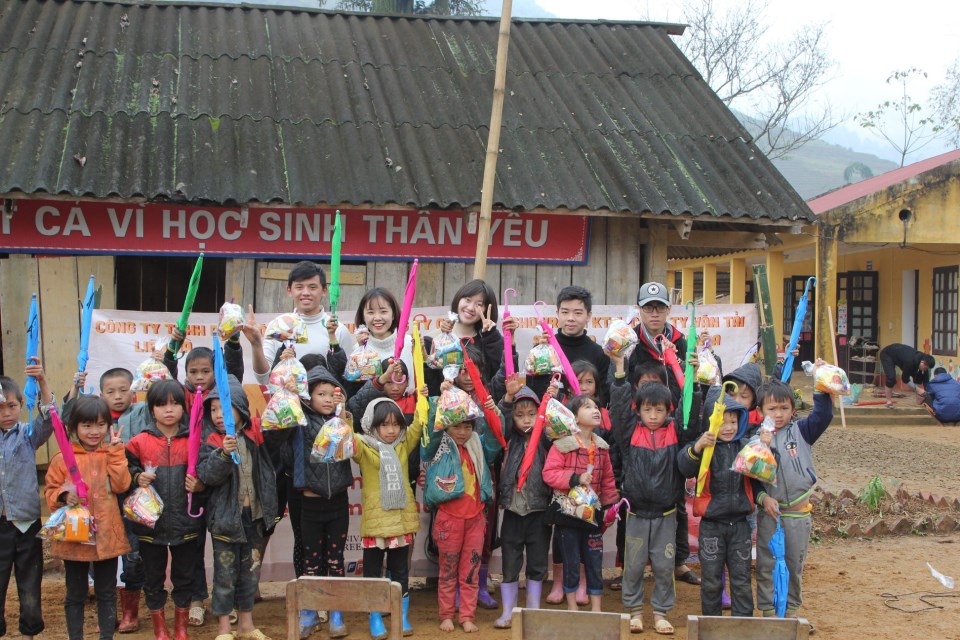 Hành trình đông ấm yêu thương của sinh viên FPT Edu